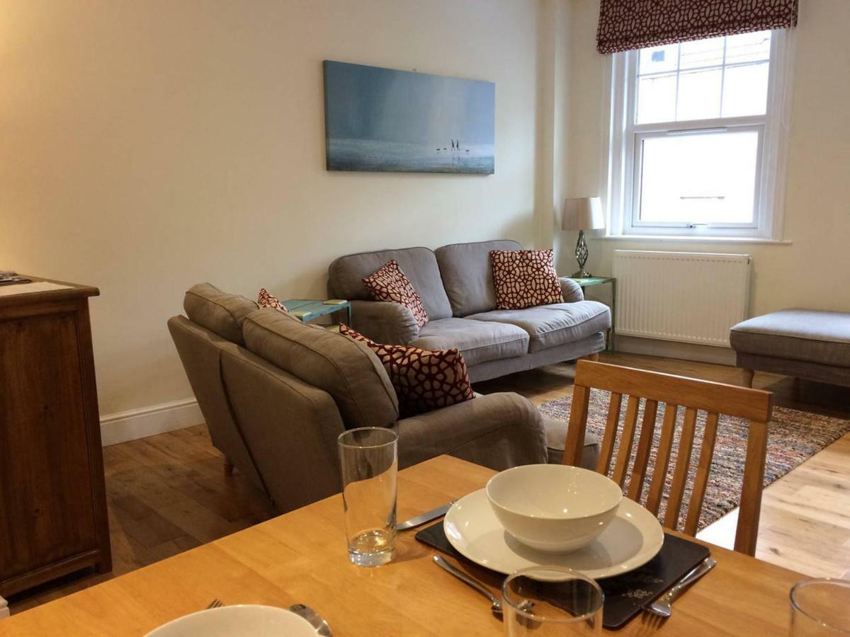 Brockenhurst Apartments Экстерьер фото